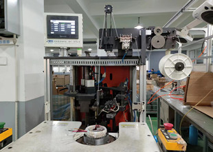 自動(dòng)綁線機(jī)