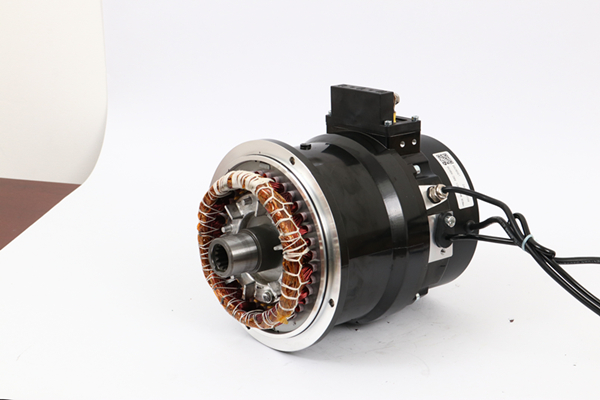 低壓交流電機(jī)常見(jiàn)故障診斷與維修方法