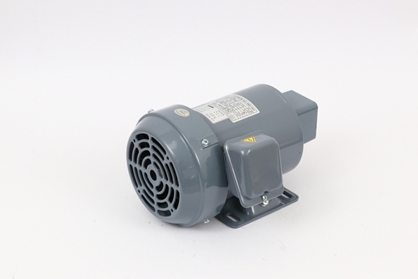 三相交流電機運行期間噪音大是怎么回事？